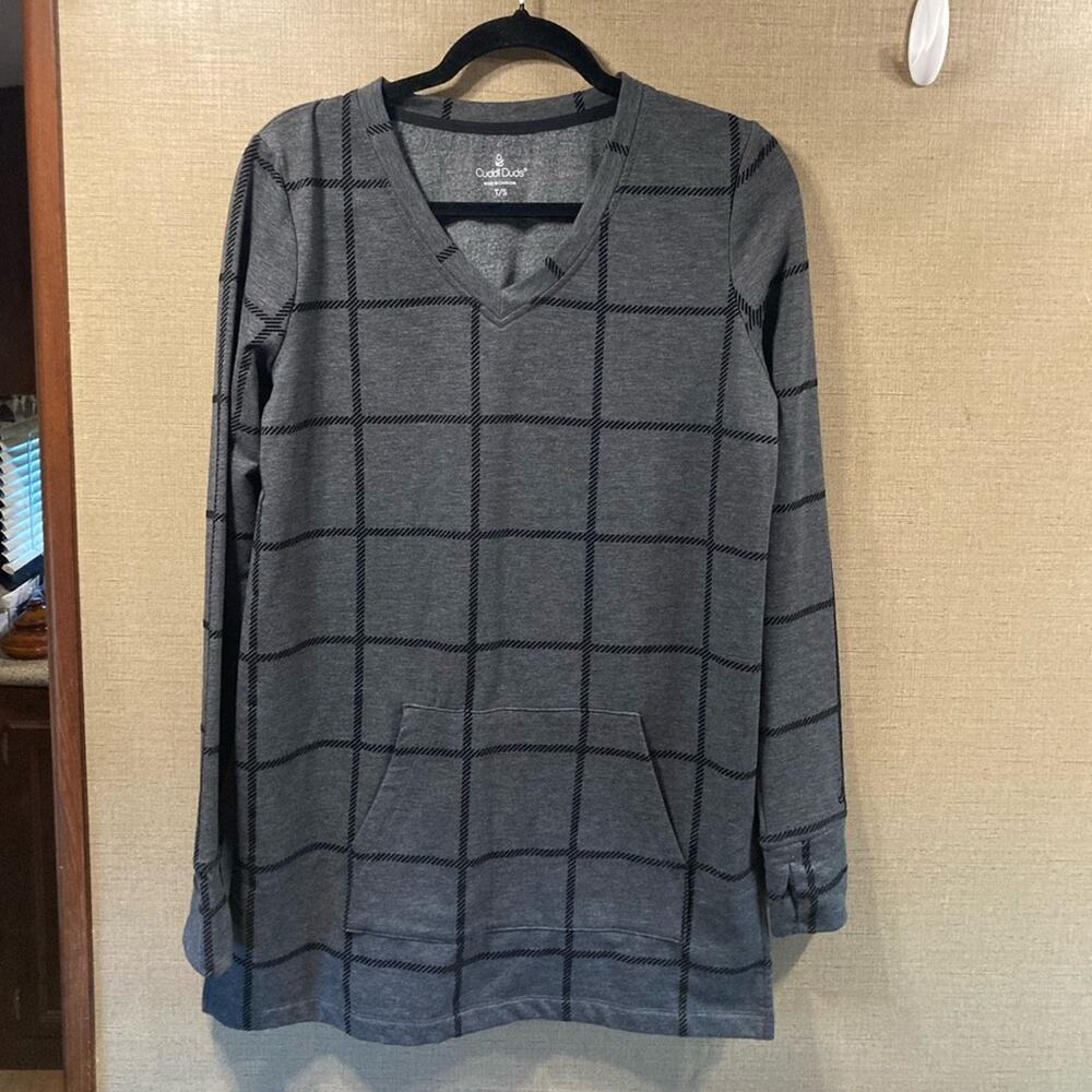 CuddlDuds Sweatshirt Gray and Black Women's Small Tall